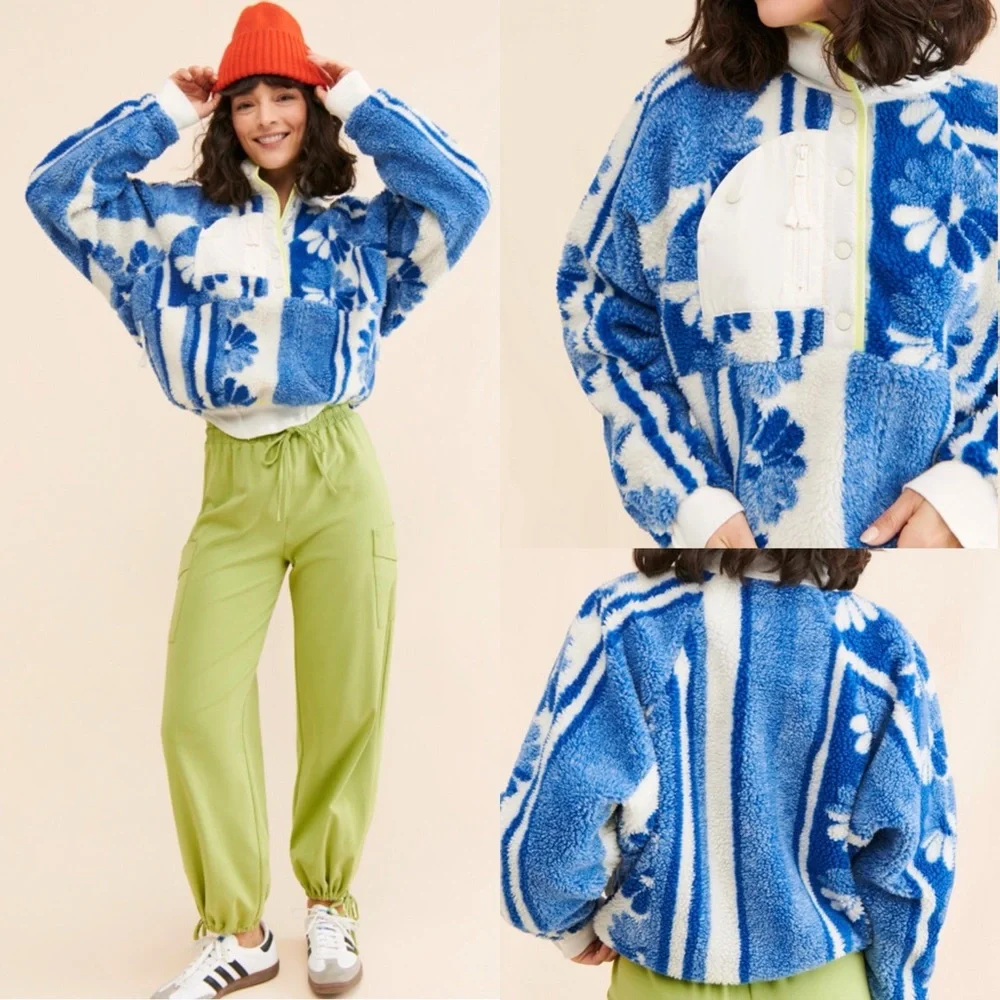 Free People New Hit The Slopes Fleece Pullover Blue White Floral Combo - Picture 1 of 4